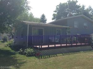544 Eighth St, Manistee, MI 49660 photo 3