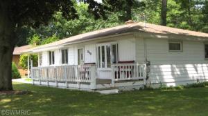 628 River St, Whitehall, MI 49461 photo 3