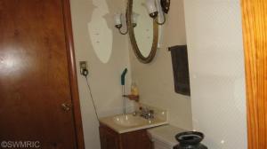 628 River St, Whitehall, MI 49461 photo 12