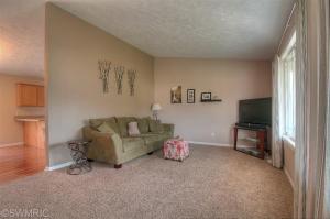 2929 Hidden Forest Ct, Dorr, MI 49323 photo 10
