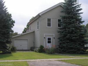 620 White Pigeon St, Constantine, MI 49042 photo 2