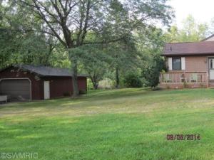 153 E Baseline Rd, Plainwell, MI 49080 photo 8