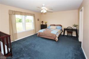 1085 5th St, Plainwell, MI 49080 photo 8