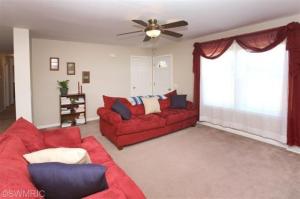 1085 5th St, Plainwell, MI 49080 photo 4