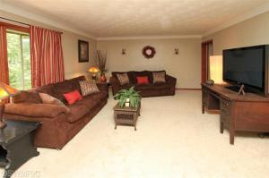 6283 E H Ave, Kalamazoo, MI 49048 photo 2