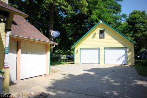 407 E Main St, Mendon, MI 49072 photo 3