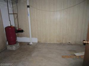123 E Clark St, Grant, MI 49327 photo 5