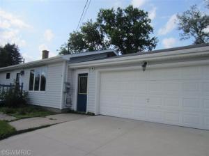 123 E Clark St, Grant, MI 49327 photo 1