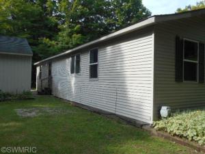 4102 E Shore Dr, Stanton, MI 48888 photo 2