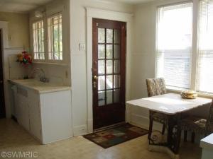 266 Second Ave, Manistee, MI 49660 photo 4