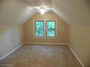 651 Harrison St, Belding, MI 48809 photo 5