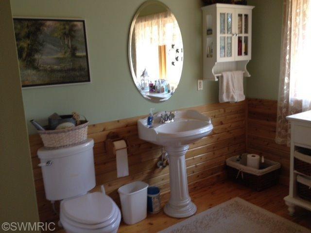 9568 E Riverside Dr, Irons, MI 49644 photo 16
