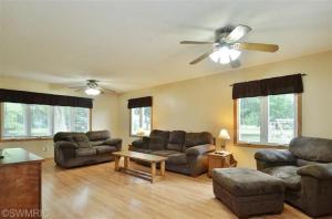3975 Kaiser Rd, Three Oaks, MI 49128 photo 2