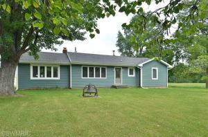 3975 Kaiser Rd, Three Oaks, MI 49128 photo 1