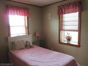 236 E South St, Hesperia, MI 49421 photo 11
