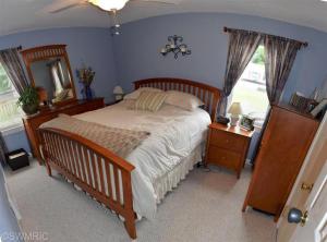 283 Richfield Ave, Springfield, MI 49037 photo 15