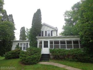 436 N Elizabeth St, Lyons, MI 48851 photo 5