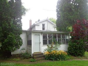 436 N Elizabeth St, Lyons, MI 48851 photo 4