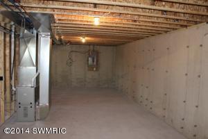 9111 Meadows Pointe, Allendale, MI 49401 photo 14