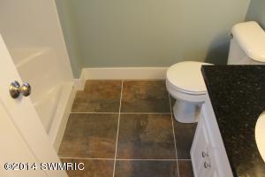 9111 Meadows Pointe, Allendale, MI 49401 photo 11