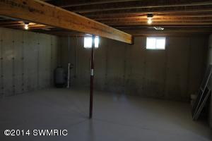 9111 Meadows Pointe, Allendale, MI 49401 photo 16