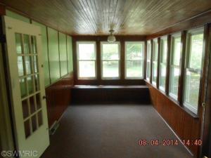 461 N 10th St, Plainwell, MI 49080 photo 3