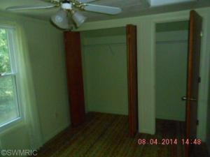 461 N 10th St, Plainwell, MI 49080 photo 11