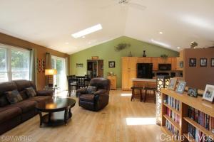 5347 Pendleton Ct, Comstock Park, MI 49321 photo 6