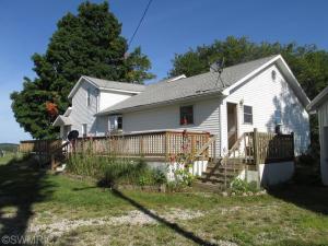 6019 E 14 Rd, Manton, MI 49663 photo 2