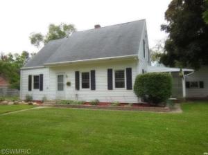325 Compton St, Bronson, MI 49028 photo 1