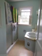325 Compton St, Bronson, MI 49028 photo 5