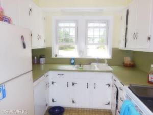 325 Compton St, Bronson, MI 49028 photo 4