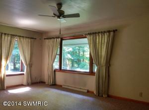 13647 Wallenberg, Harbert, MI 49115 photo 3