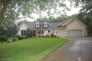 2529 Gee Dr, Lowell, MI 49331 photo 1