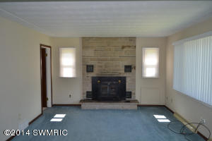 114 Ebinger Ave, Climax, MI 49034 photo 3