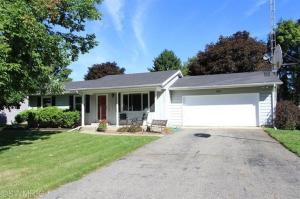 653 E Cass St, Schoolcraft, MI 49087 photo 1