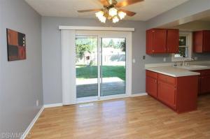 653 E Cass St, Schoolcraft, MI 49087 photo 4