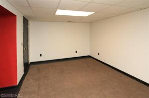 653 E Cass St, Schoolcraft, MI 49087 photo 11