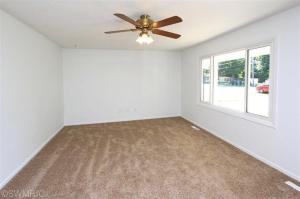 653 E Cass St, Schoolcraft, MI 49087 photo 6