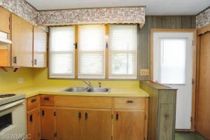 4185 Pine St, Dorr, MI 49323 photo 8