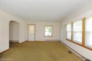 4185 Pine St, Dorr, MI 49323 photo 4