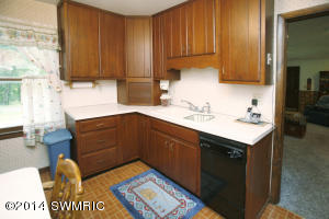 8403 S 2nd St, Mattawan, MI 49071 photo 7