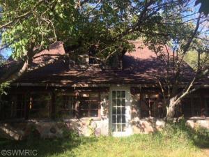 8869 E 48th St, Chase, MI 49623 photo 1