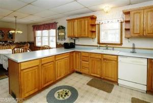 500 West St, Three Rivers, MI 49093 photo 7