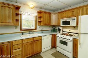 500 West St, Three Rivers, MI 49093 photo 8