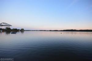 267 Keystone Dr, Bronson, MI 49028 photo 2