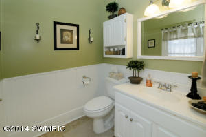 217 W Bridge St, Plainwell, MI 49080 photo 13