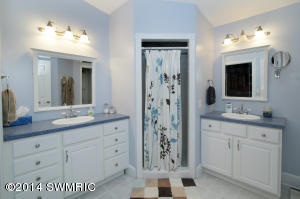 217 W Bridge St, Plainwell, MI 49080 photo 16