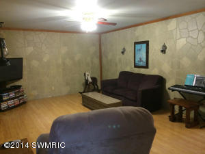 10172 E Klees Rd, Crystal, MI 48818 photo 4