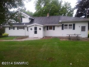 1208 Main St S, Crystal, MI 48818 photo 2